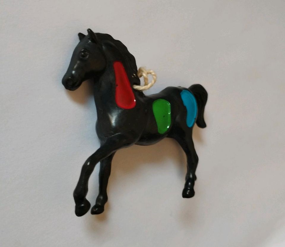 Van C&A Palomino Pferd 80er Jahre Werbefigur Schlüsselanhänger in Erzhausen