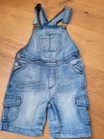 Latzhose Jeans Shorts Jeanslatzhose 122 Baden-Württemberg - Ellwangen (Jagst) Vorschau