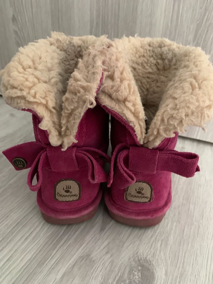 Winterstiefel Gr 28 / Schneeschuhe von BearPaw in Neuwied