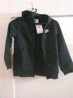 Neue Schwarze Kinderjacke Nike gr.122/128 Baden-Württemberg - Weinsberg Vorschau