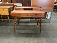 Schreibtisch Arne Wahl Iversen Model 64 Danish Teak Vintage Kr. München - Unterföhring Vorschau