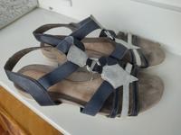 Sandalen Remonte Leder & Gummiband Gr. 40 Berlin - Lichtenberg Vorschau