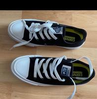 Converse  Chuck Taylor neu Gr.36 Hessen - Friedberg (Hessen) Vorschau