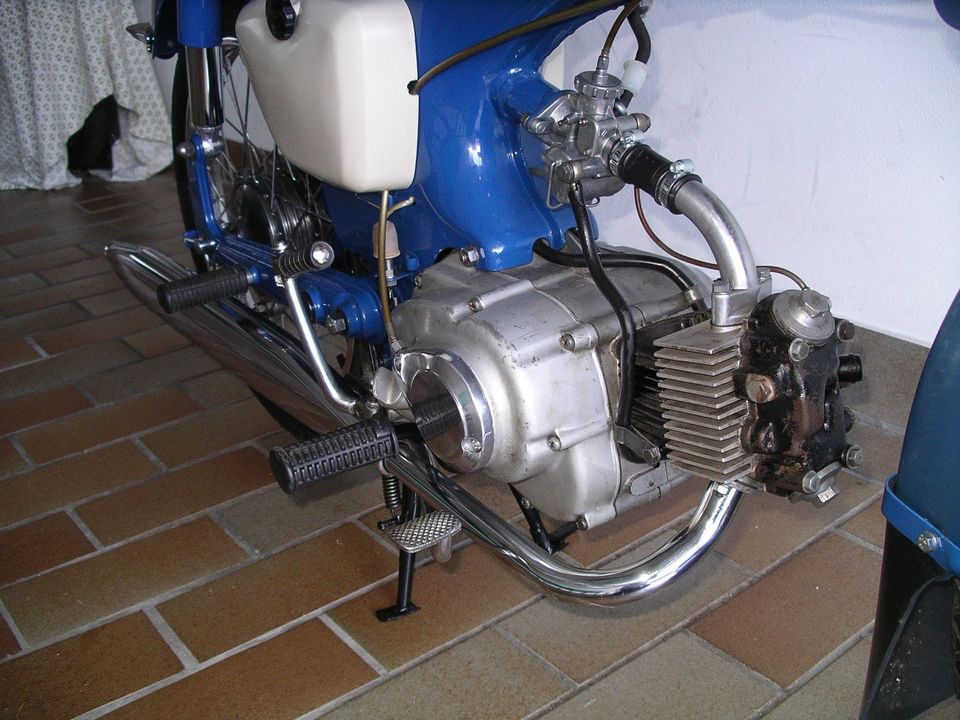 Oldtimer Kleinkraftrad  Honda C 110 Baujahr 1960-1963,sehr selten in Niederbreitbach