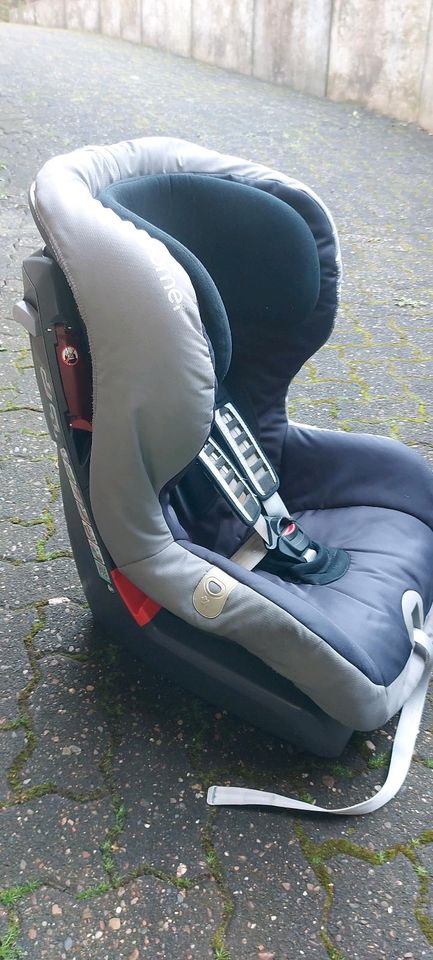 Römer King plus Kinderautositz 9-18kg in Löhne