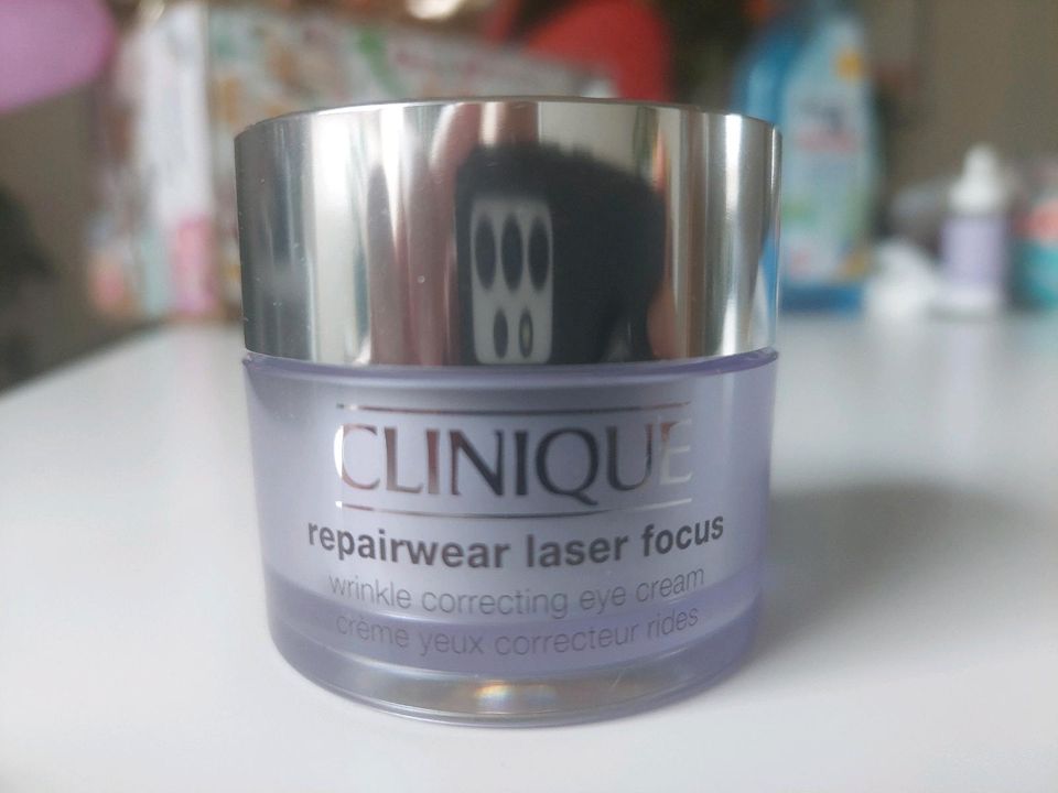 Clinique repairwear laser Focus eye cream Augencreme in Kaarst