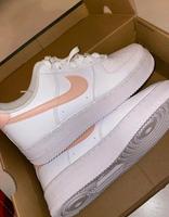 Neu Nike Air Force Damen Schuhe Gr. 42.5 Bremen - Neustadt Vorschau
