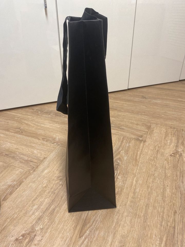 Saint Laurent Tüte Tasche Bag Black schwarz in Bamberg