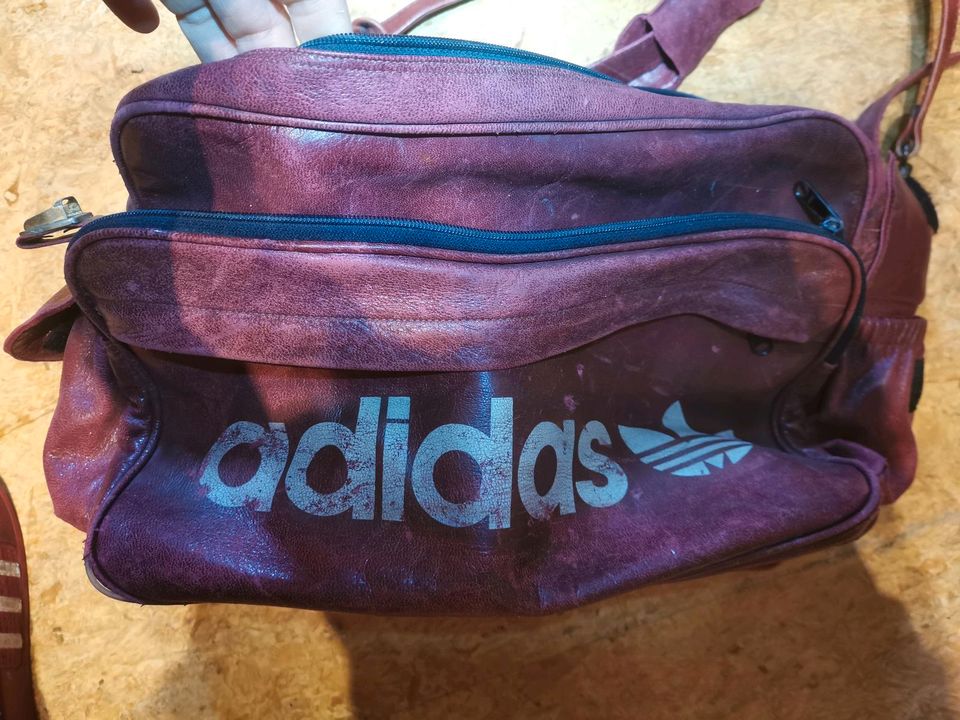 Adidas, Tasche, ledertasche, alt, vintage, 70er, 60er, retro, in Bayern -  Bad Neustadt a.d. Saale | eBay Kleinanzeigen ist jetzt Kleinanzeigen