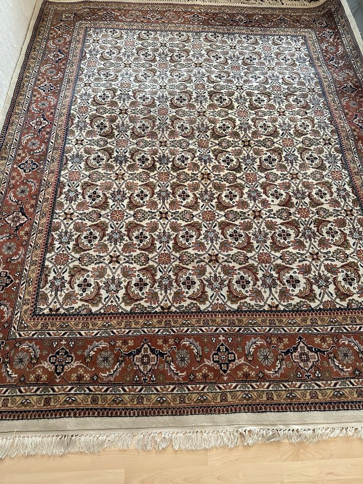 Orientteppich Indo Herati handgeknüpft 300x245cm Fransenteppich in Berlin