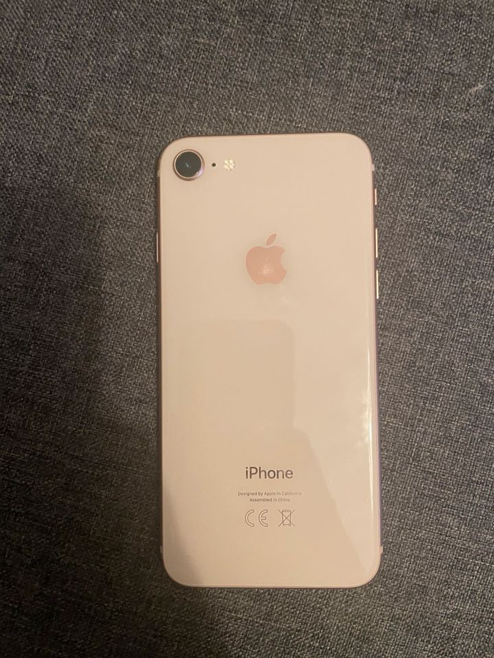 iPhone 8 64gb Roségold in Rabenau