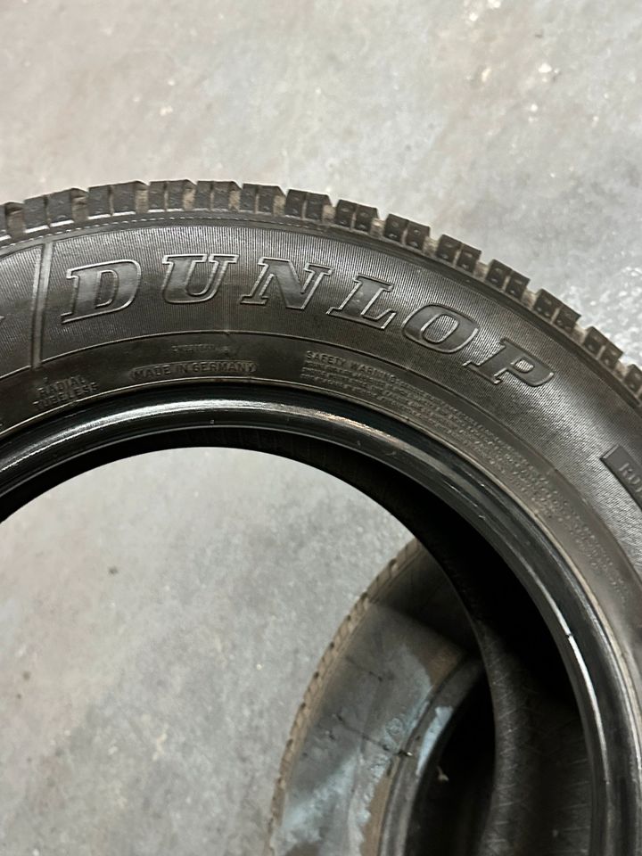 Dunlop 215/65R16  2x  M+S Winterreifen DOT 0414 6.5mm in Hürth