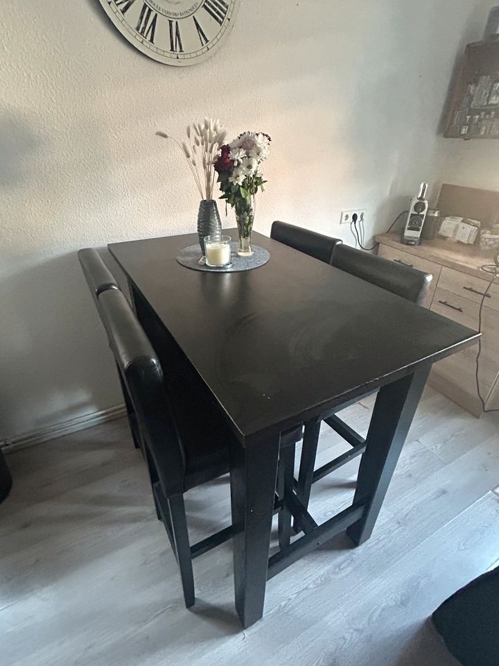 Ikea Tisch + Stühle in Velten