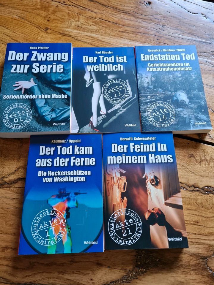 Sammlung Bücher Authentische Kriminalfälle * True Crime Mord Gewa in Bad Belzig