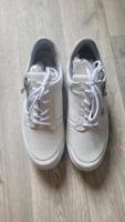 Weiße Schuhe Gr. 41 Weite K (Waldläufer) Sachsen - Chemnitz Vorschau