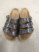 Superfit Sandalen Hausschuhe Latschen Glitzer Größe 28 Hamburg-Nord - Hamburg Barmbek Vorschau