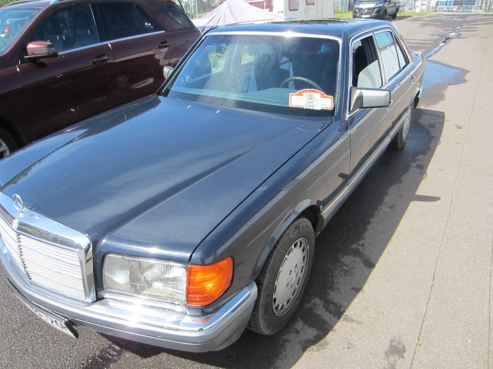 Abbildung des Autos Mercedes 260 SE