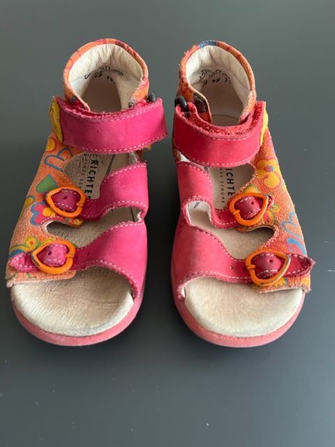 Richter Mädchen Sandalen Gr. 26 M, Leder, Orange Pink in Oppenheim