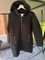 s.Oliver Lange Steppjacke mit abnehmbarer Kapuze Größe L Niedersachsen - Rhauderfehn Vorschau