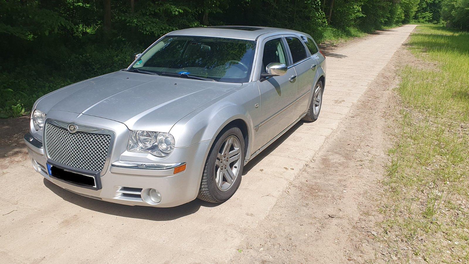 Abbildung des Autos Chrysler 300C 3.5 V6 Aut…