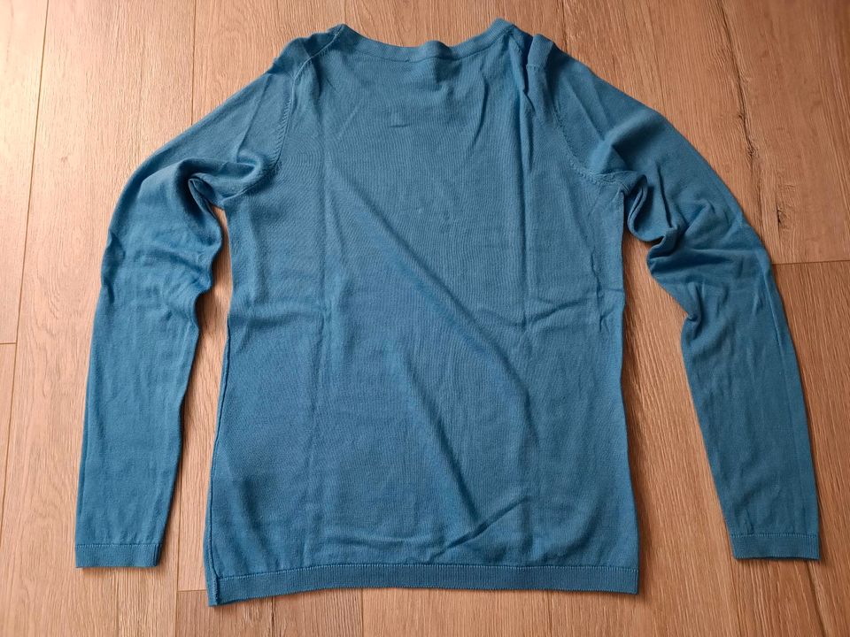 Hellblauer Pullover von EDC by Esprit Gr. S in Prittriching