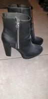 High Heel Stiefelette H&M/ Zustand sehr gut Nordrhein-Westfalen - Gronau (Westfalen) Vorschau