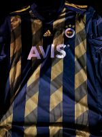 Adidas Fenerbace Istanbul Trikot Saison 19/20 Größe XXL Berlin - Spandau Vorschau