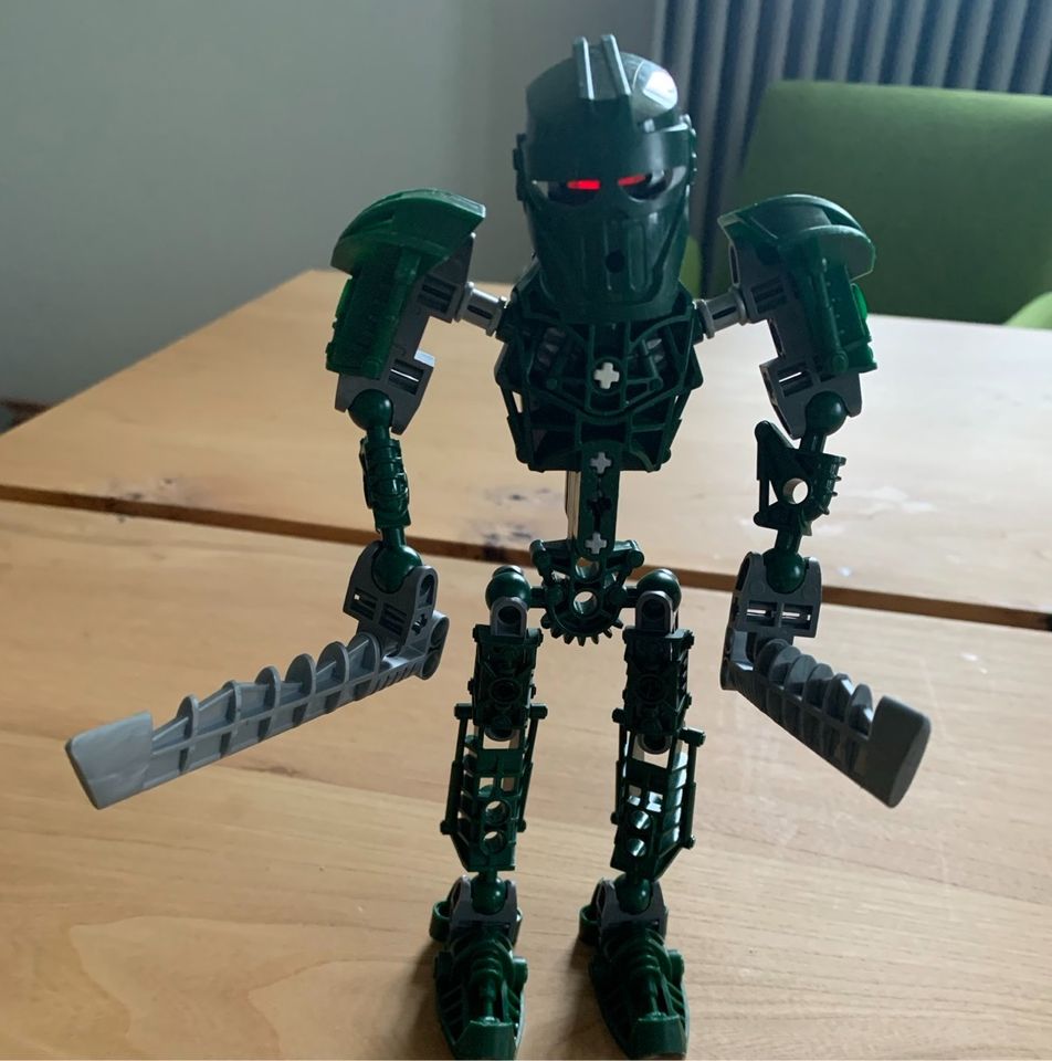 Lego Bionicle 8605 in Krailling