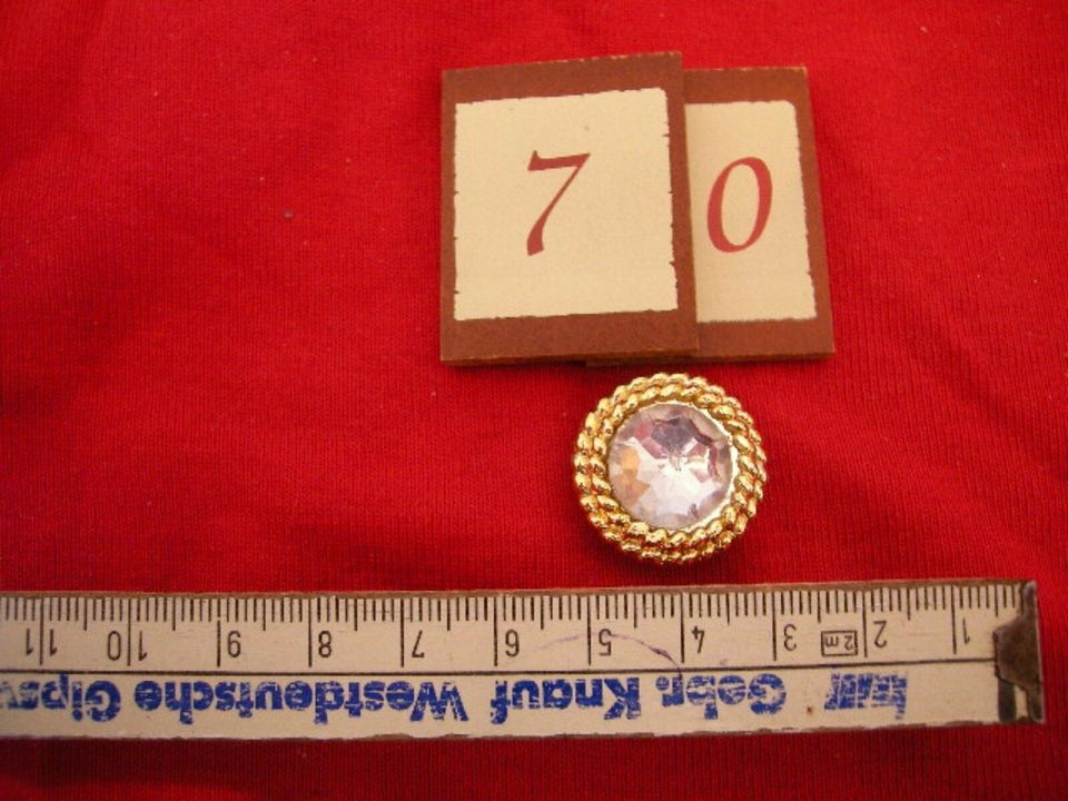 KNOPFABDECKUNG (Button Covers)  Modeschmuck  (833) in Völklingen