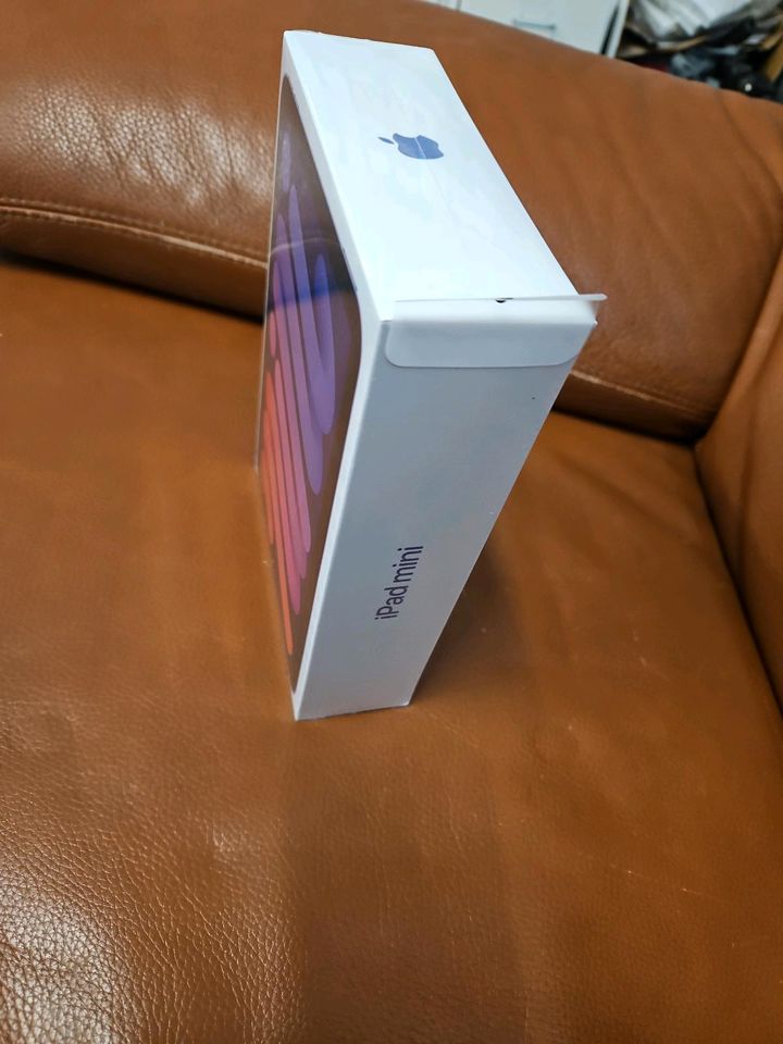 Apple Ipad Mini 6 Lila 256GB Wifi Version Neu Versiegelt in Köln