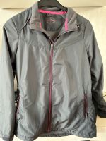 Damen Sport Laufjacke Größe 40 Hessen - Rodgau Vorschau