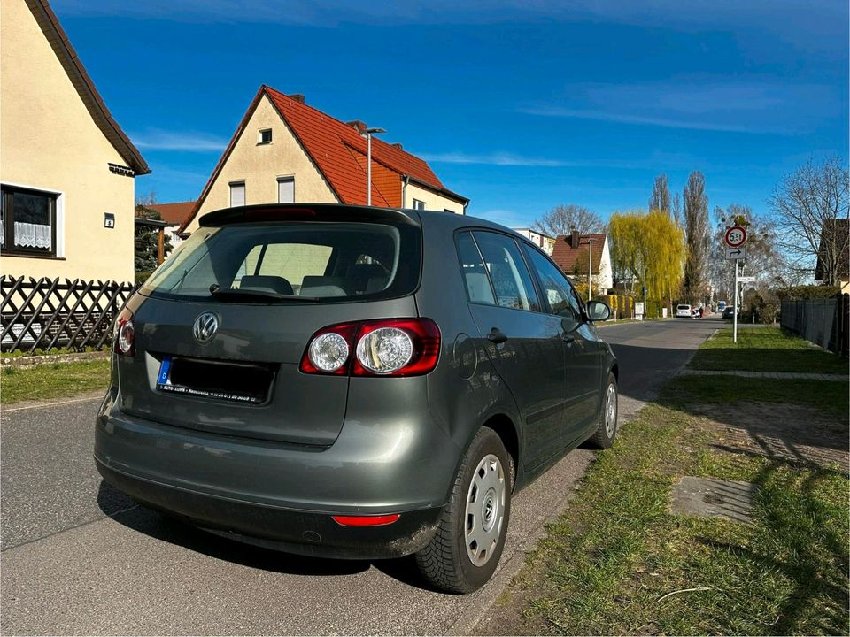 VW Golf Plus AHK Klima TÜV 02/2025 in Oranienburg