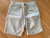 Closed Shorts in Hellgrün Nordrhein-Westfalen - Detmold Vorschau