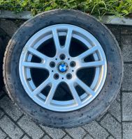 4 Original BMW Alufelgen 17 Zoll X3 E83 mit Ganzjahresreifen Niedersachsen - Bodenfelde Vorschau