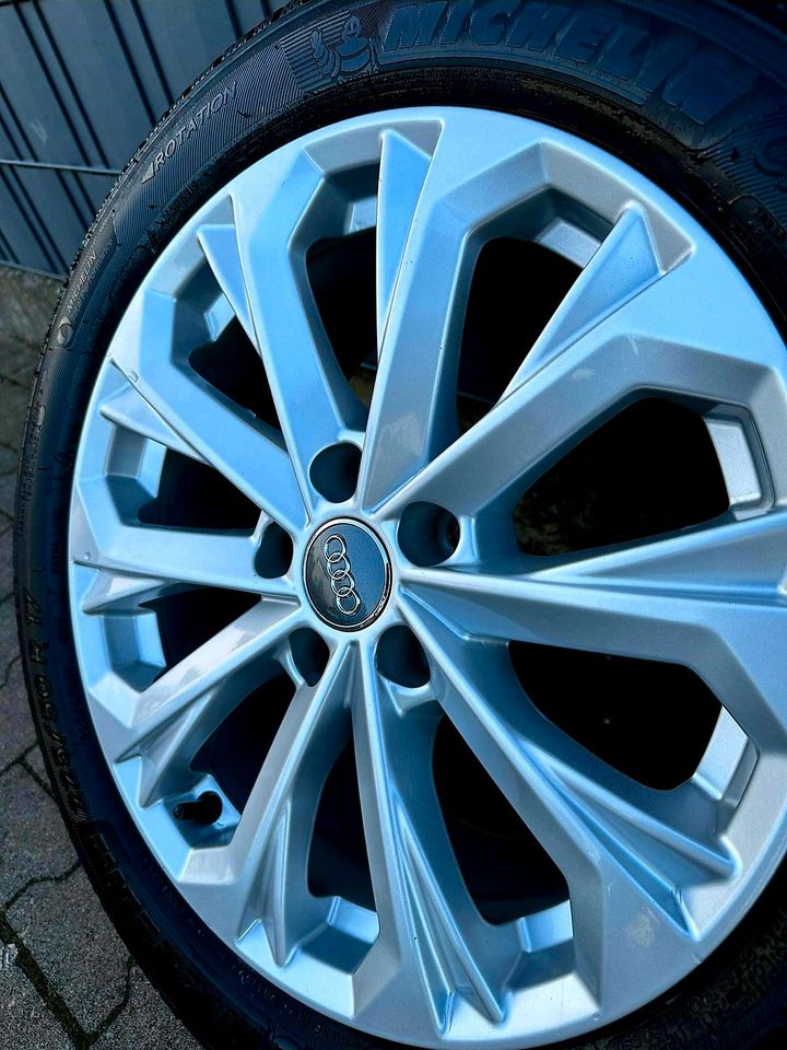 AUDI 17 ZOLL ALU FELGEN MIT MICHELIN GANZJAHRES REIFEN in Köln