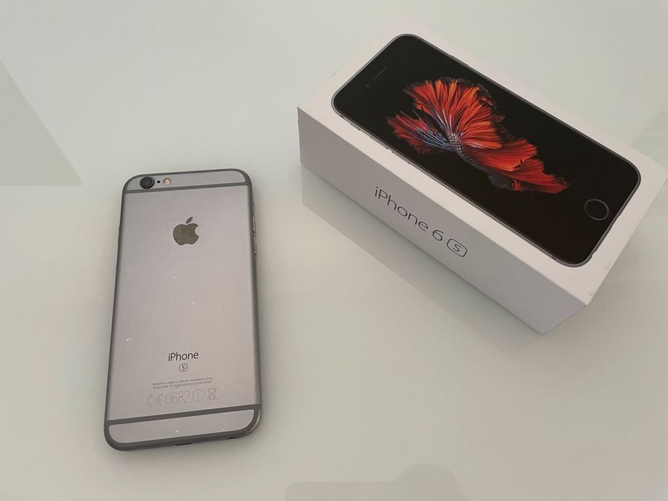 iPhone 6s Space Grau 64 GB- sehr guter Zustand in Esslingen