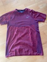 Nike DriFit Knit Shirt M rot Nordrhein-Westfalen - Lippstadt Vorschau