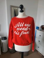 H&M Sweatshirt Shirt Pulli Sweater rot Fun Love 170 Mädchen Rheinland-Pfalz - Mainz Vorschau