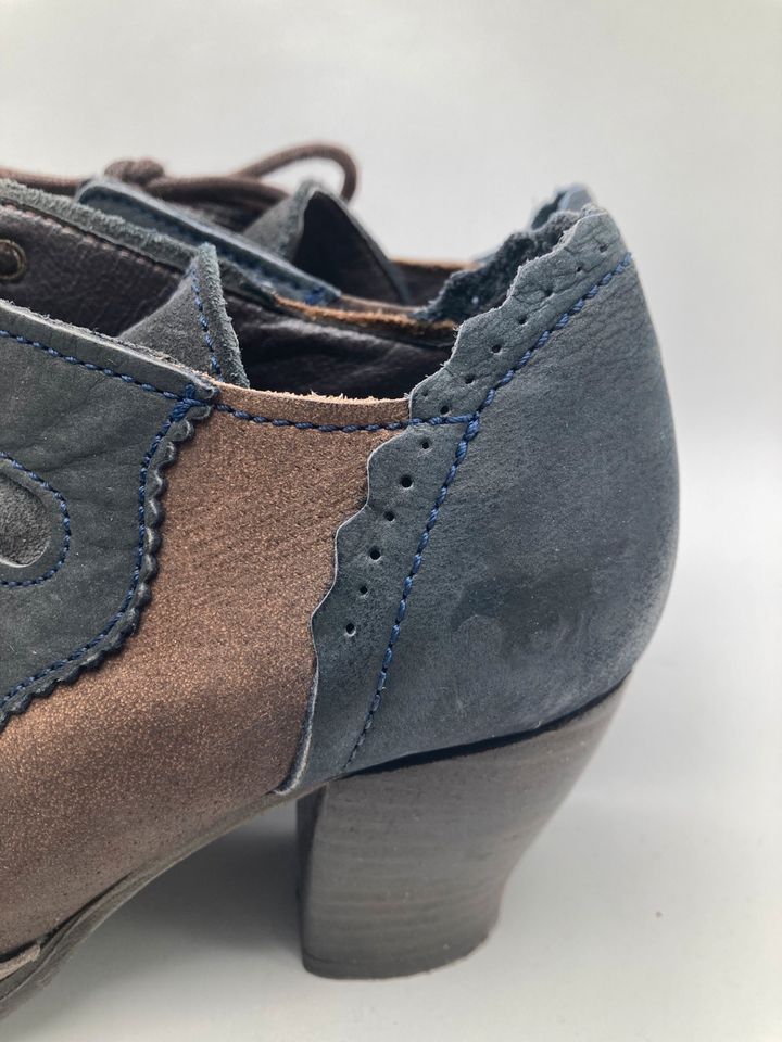 Mustang Stiefeletten Gr. 38 blau braun Schnürung in Neu Ulm