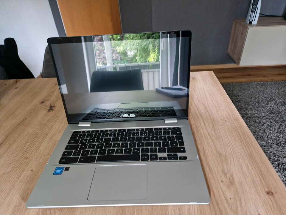 ASUS Chromebook C423 Laptop in Bremerhaven