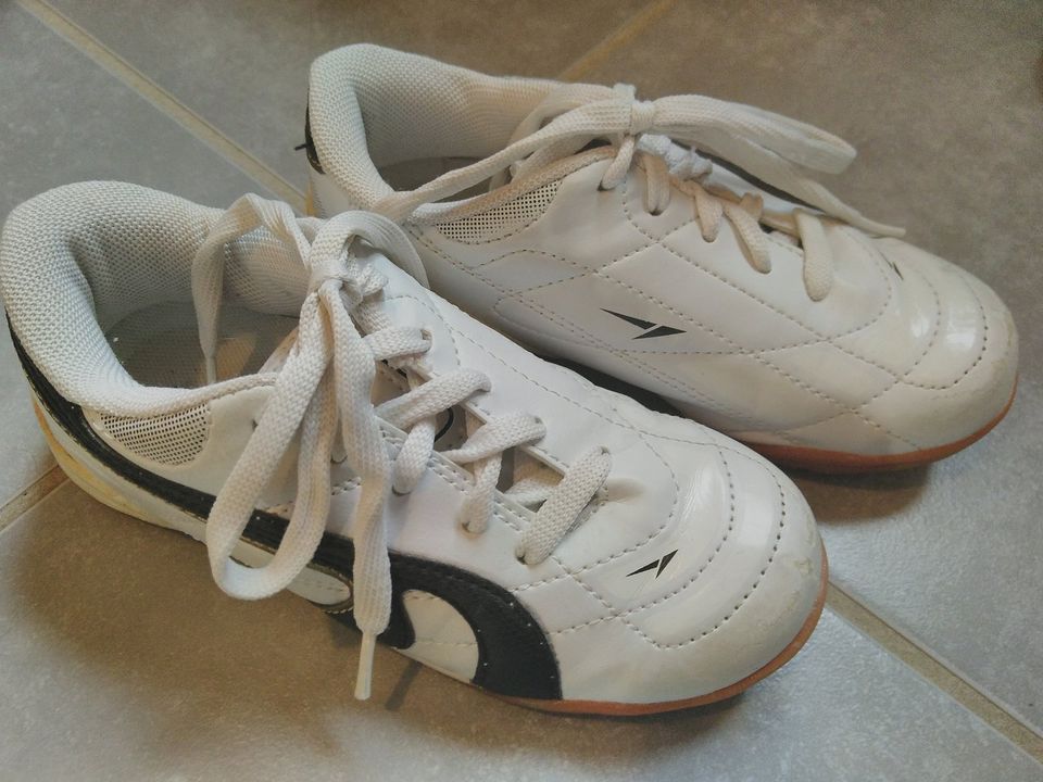 HKR Sportschuhe Schuhe Kinder Gr. 29 - weiß - helle Sohle in Dransfeld