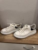 Alexander McQueen Schuhe, sneaker o München - Hadern Vorschau