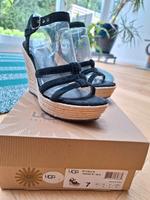 UGGs Sandalen Sandaletten Gr.38, wie NEU!!! Baden-Württemberg - Bad Schönborn Vorschau