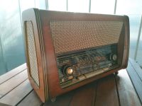 Altes Schaub Lorenz Röhrenradio umgebaut Nordrhein-Westfalen - Lippstadt Vorschau