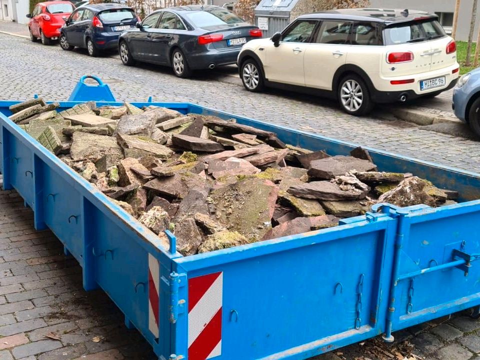 ‼️♻️Container Erdaushub Erde Boden Bauschutt Entsorgun♻️‼️ in Springe