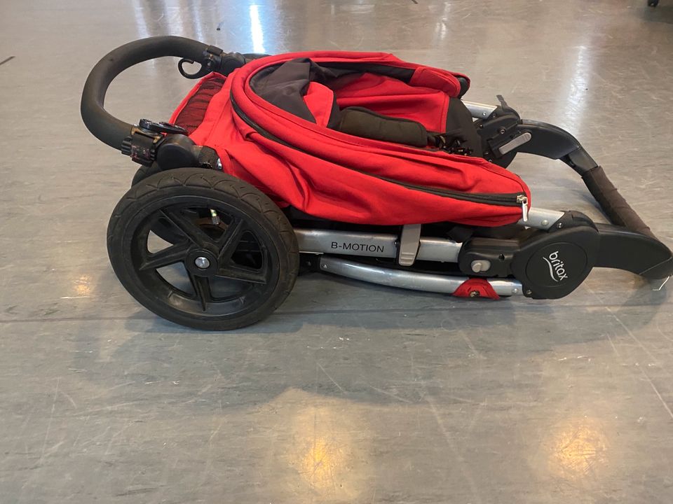 Britax Römer B-Motion Buggy in Neunkirchen Siegerland