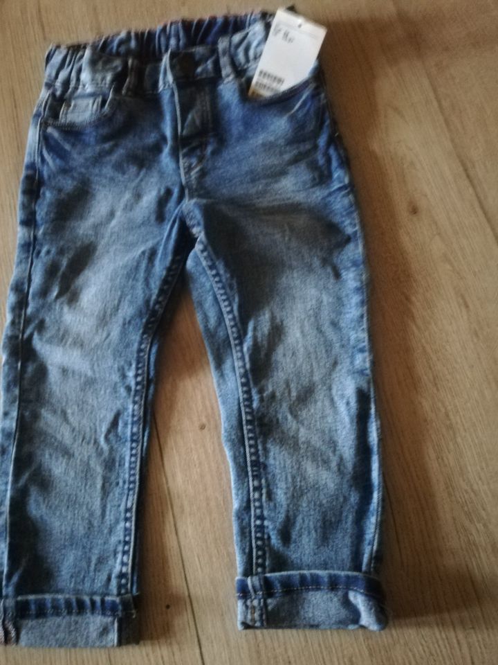 NEU 2 Jeans - Hosen gr.98 in Sandersdorf