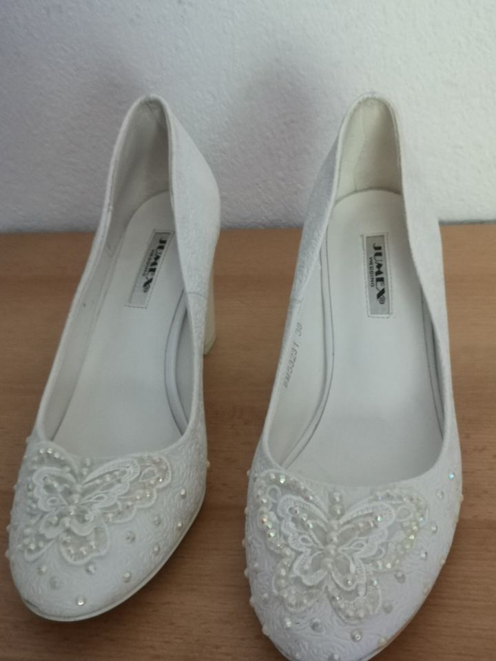 Hochzeitsschuhe weiß Pumps mit breitem Absatz Gr. 38 mit Perlen in Gleichen