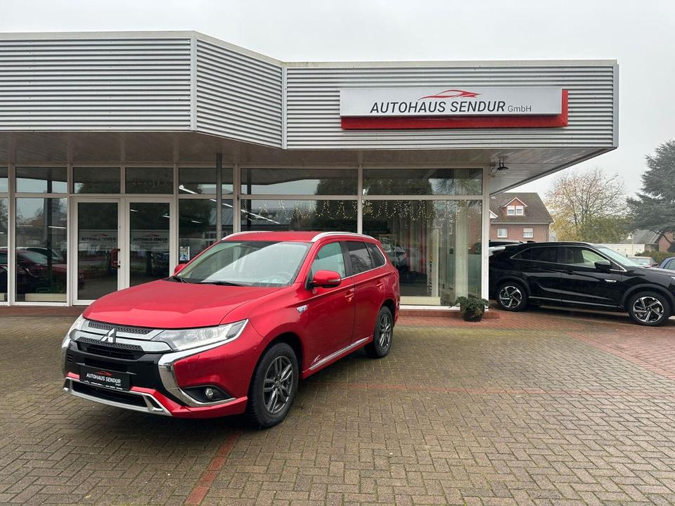 Mitsubishi Outlander PHEV Basis 4WD*CAM*SERVICE NEU*1.HAND in Menslage