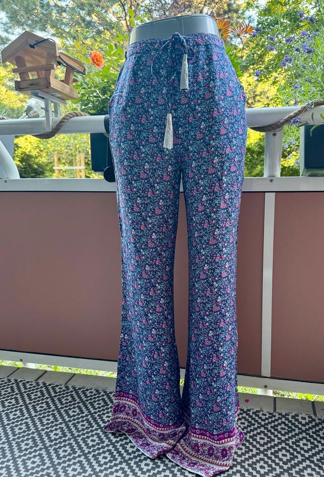 Lange fliessende Sommerhose Millefleurs #neu Gr. M - mit Gummizug in Mainz